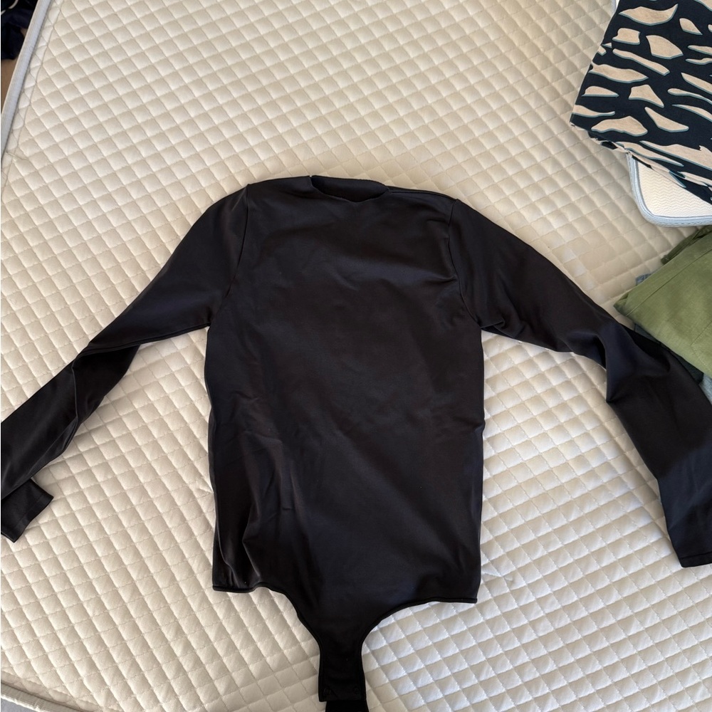 SKIMS Black Bodysuit Top Stretchy Form-Fitting